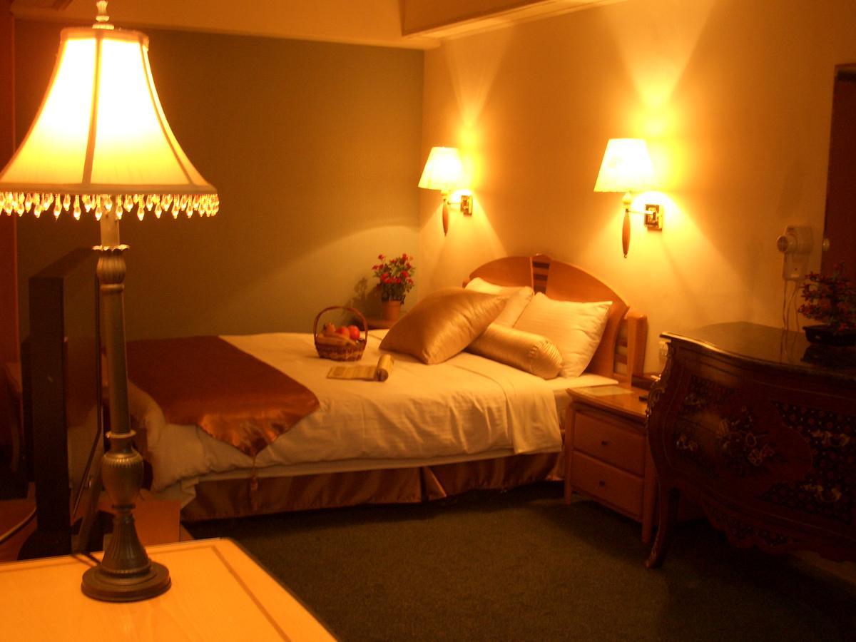 Berkeley Business Hotel Zhongzheng Thành phố Tân Trúc Ngoại thất bức ảnh
