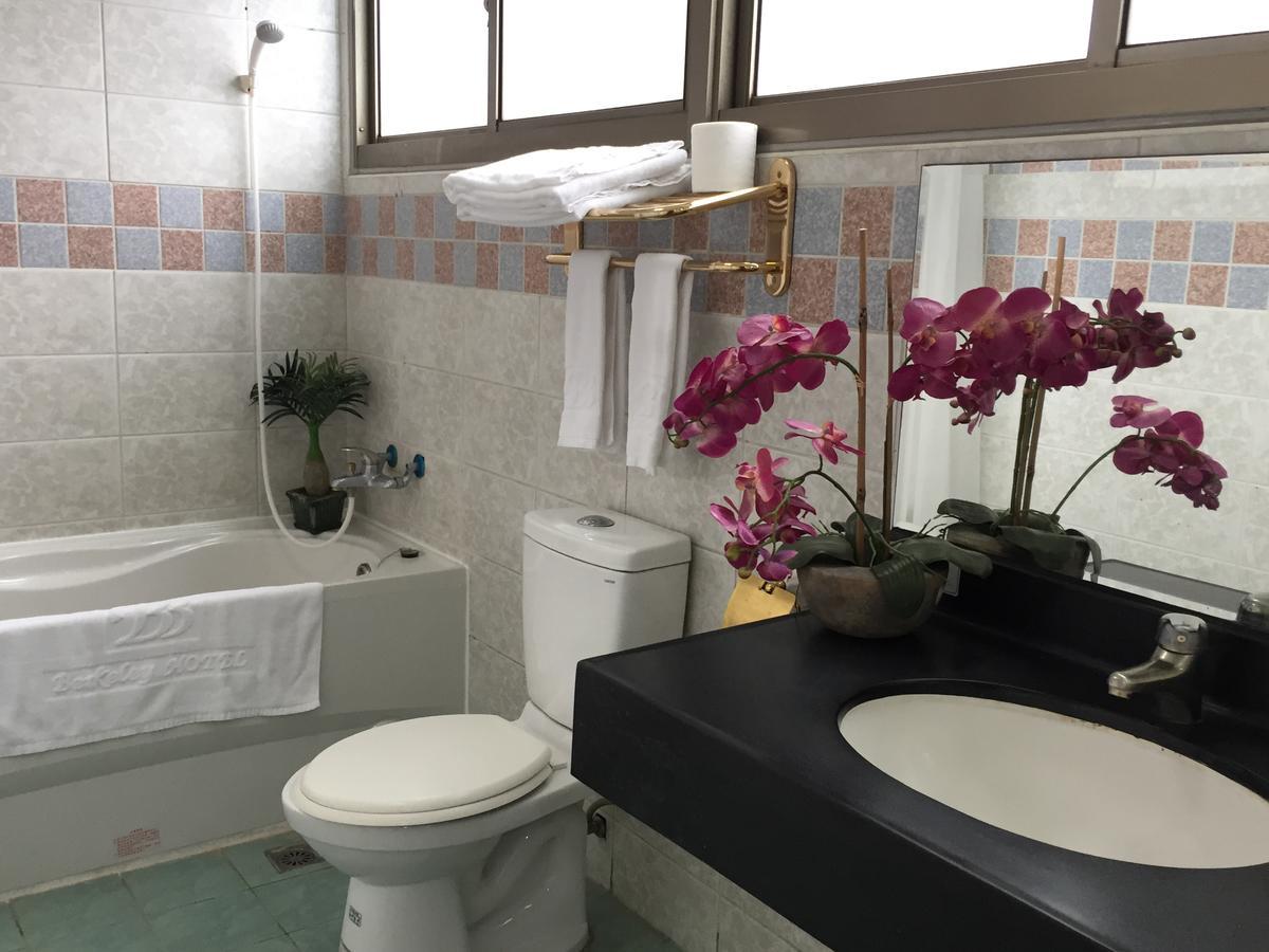 Berkeley Business Hotel Zhongzheng Thành phố Tân Trúc Ngoại thất bức ảnh